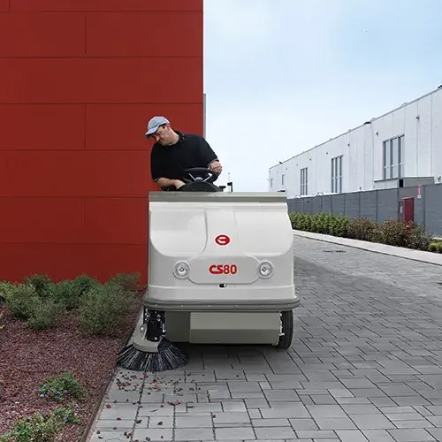 Comac CS700 és CS800 seprőgép