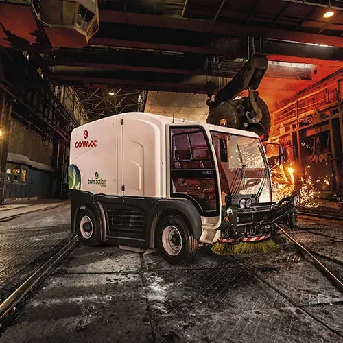 Comac HP6000 kommunális seprőgép