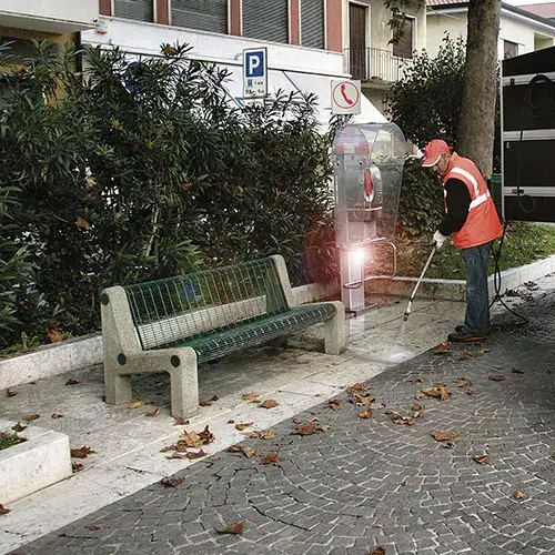 Comac HP6000 kommunális seprőgép