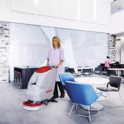 Comac Abila padlósúroló