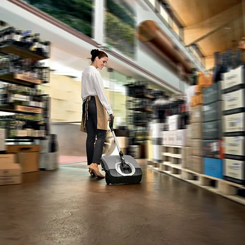 Comac IGEA padlósúroló
