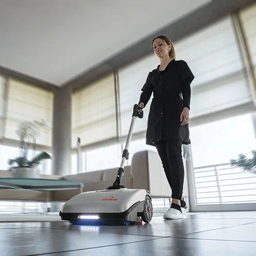 Comac IGEA padlósúroló