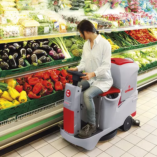 Comac Innova 55 padlósúroló