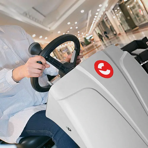 Comac Optima padlósúroló